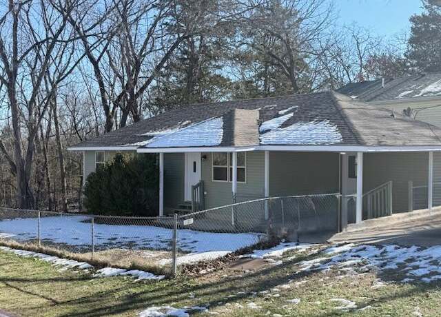 Property at 270 Beard Ave, Hollister, MO 65672, 3 beds, 2 baths
