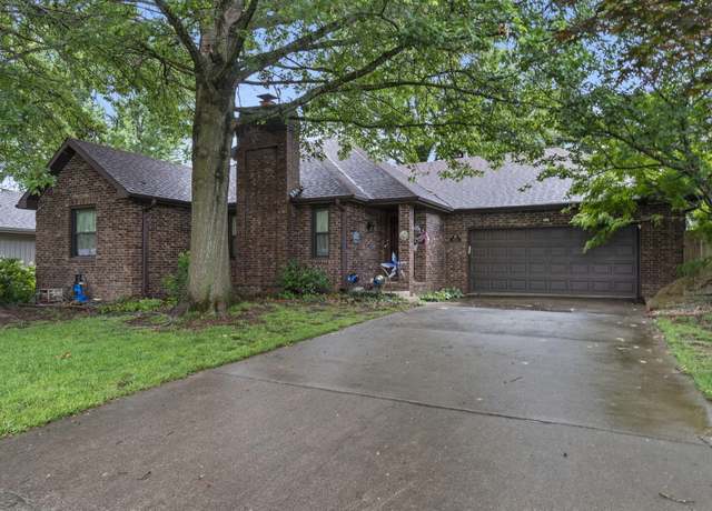 Property at 413 N Hightower Ave, Nixa, MO 65714, 3 beds, 2 baths