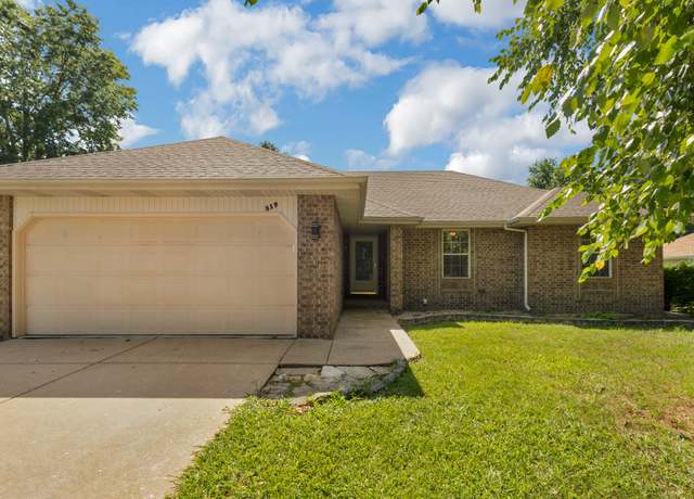 Property at 519 N Lynette Ave, Republic, MO 65738, 3 beds, 2 baths