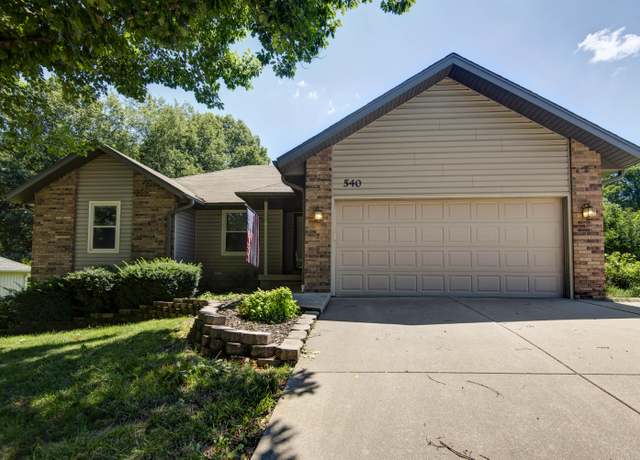Property at 540 S Hickory Dr, Springfield, MO 65809, 4 beds, 3 baths