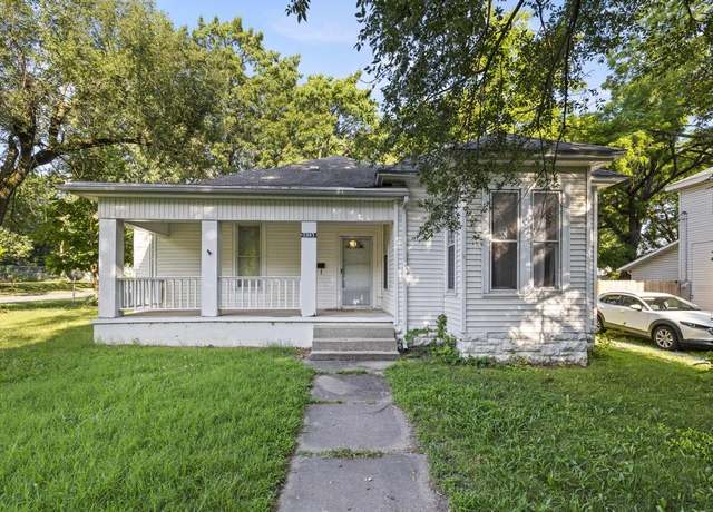 Property at 2003 N Jefferson Ave, Springfield, MO 65803, 3 beds, 2 baths