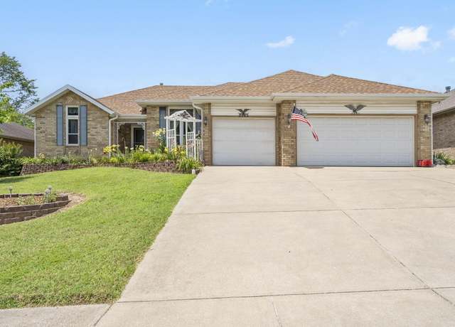 Property at 3045 S Palisades Dr, Springfield, MO 65807, 3 beds, 2 baths