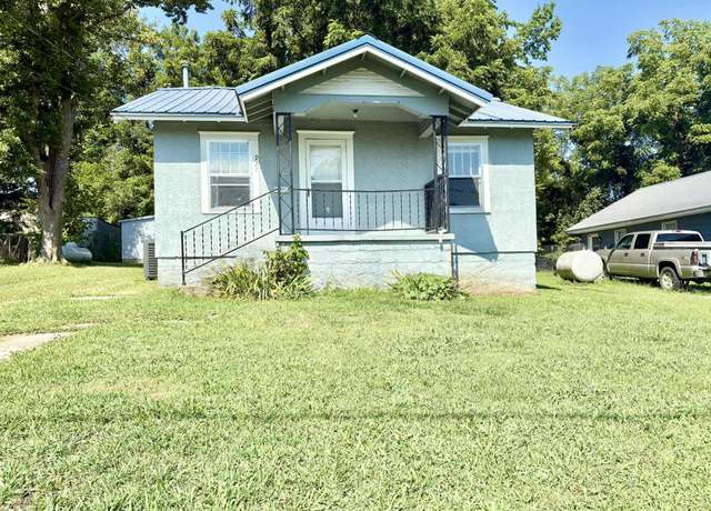 Property at 927 Maple Ave, Mountain Grove, MO 65711, 2 beds, 1 bath