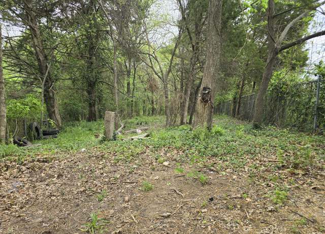 Property at 000 W Atlantic St, Branson, MO 65616