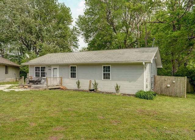 Property at 1936 N Golden Ave, Springfield, MO 65802, 3 beds, 2 baths