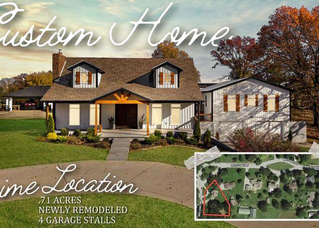 Property at 410 White Oak Dr, El Dorado Springs, MO 64744, 3 beds, 2.5 baths