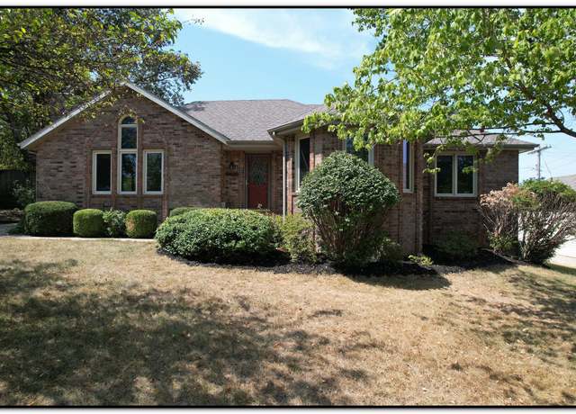 Property at 5425 S Westwood Ave, Springfield, MO 65810, 4 beds, 3.5 baths