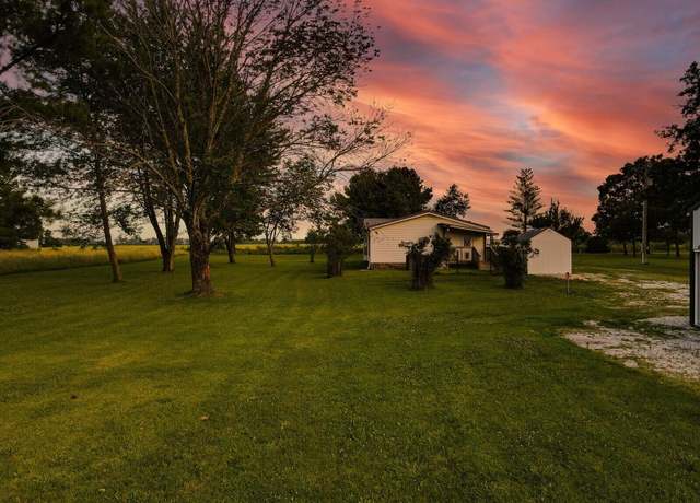 Property at 1025 E 2100 Rd, Jerico Springs, MO 64756, 3 beds, 2 baths