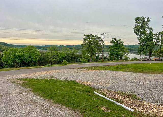 Property at 106 Blue Ridge Dr, Theodosia, MO 65761, 2 beds, 1 bath