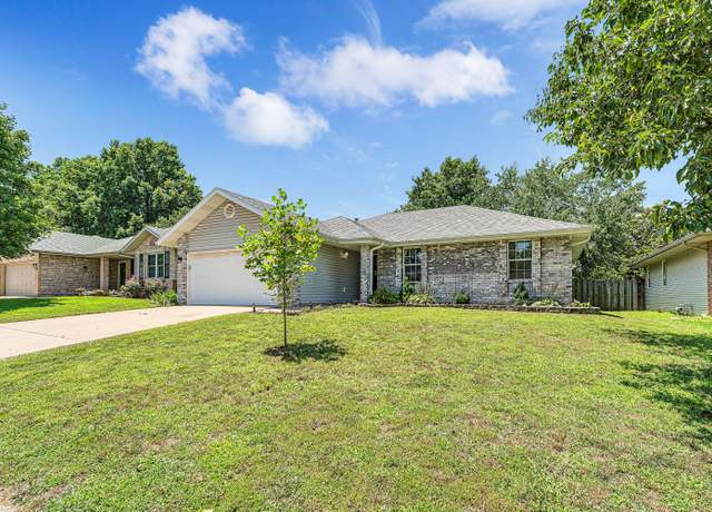 Property at 211 S Harper Ave, Springfield, MO 65802, 3 beds, 2 baths