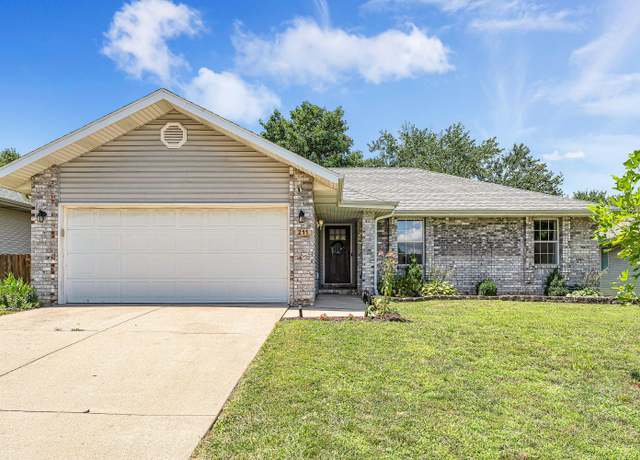 Property at 211 S Harper Ave, Springfield, MO 65802, 3 beds, 2 baths