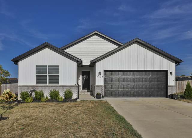 Property at 552 S Michelle Ave, Republic, MO 65738, 3 beds, 2 baths