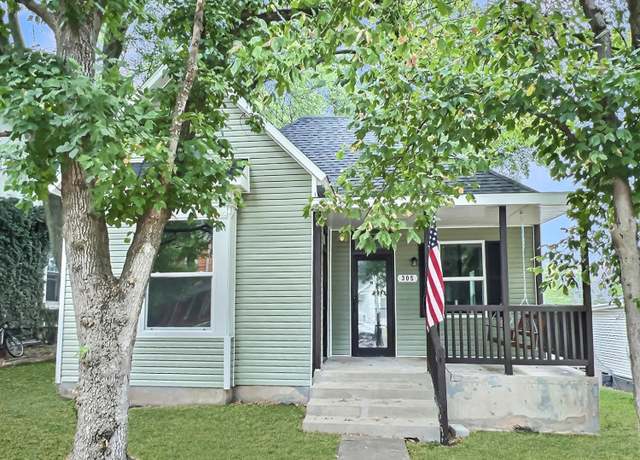 Property at 305 7th St, Monett, MO 65708, 2 beds, 1 bath