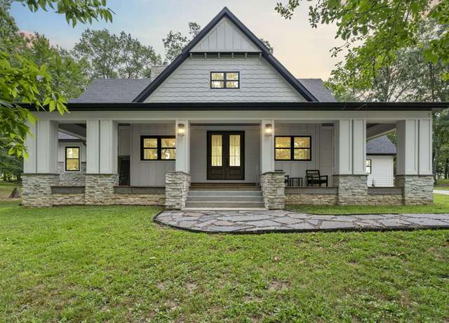 Property at 235 Kings Ct, Ozark, MO 65721, 5 beds, 3.5 baths