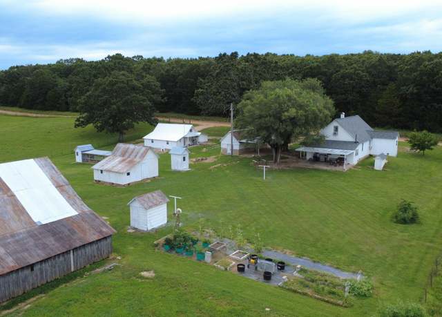 Property at 31926 County Road 40, Cross Timbers, MO 65634, 3 beds, 1 bath