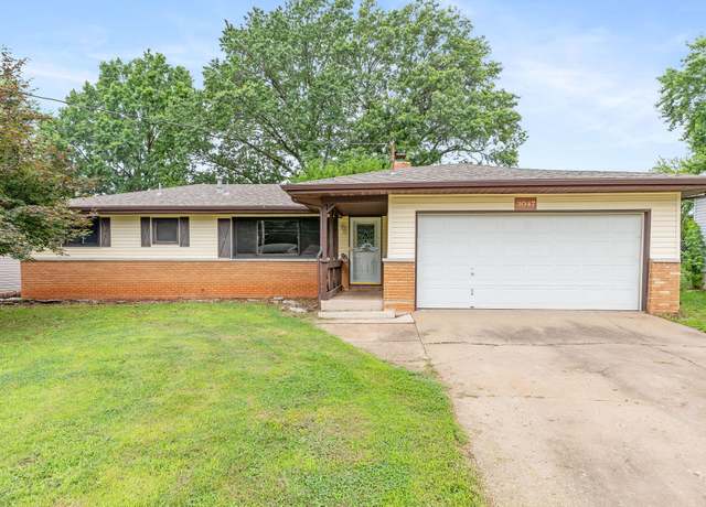 Property at 3047 S Ferguson Ave, Springfield, MO 65807, 3 beds, 1.5 baths