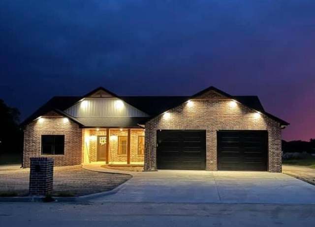 Property at 2705 Ferris Dr, Mountain Grove, MO 65711, 3 beds, 2 baths
