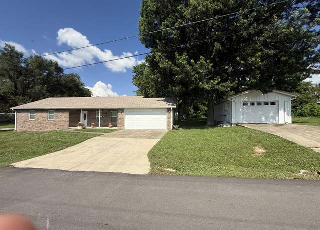 Property at 709 N Nettleton Ave, Mansfield, MO 65704, 3 beds, 2 baths
