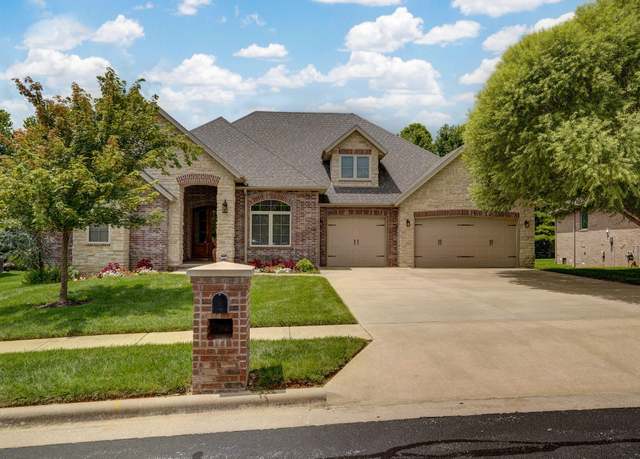 Property at 831 N Summercreek Ct, Springfield, MO 65802, 5 beds, 3 baths