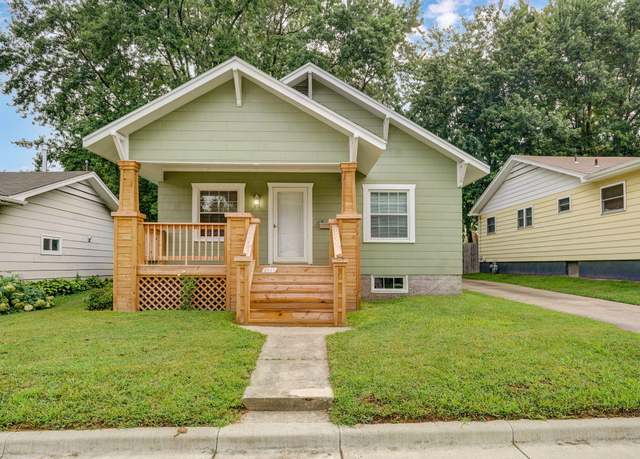 Property at 2111 N Rogers Ave, Springfield, MO 65803, 2 beds, 1 bath