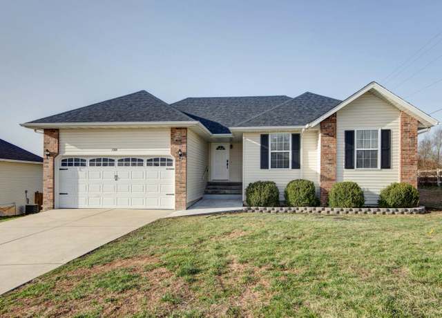 Property at 1106 W Snider St, Ozark, MO 65721, 4 beds, 3 baths