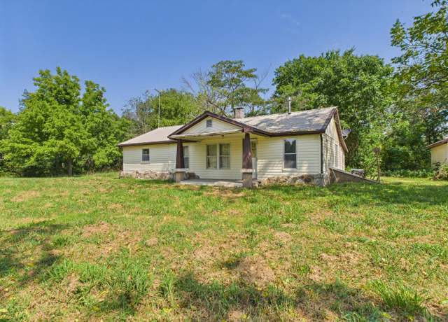 Property at 191 Gaddy Ln, Tecumseh, MO 65760, 4 beds, 1 bath