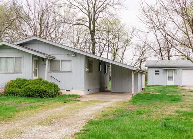 Property at 1845 N Marlan Ave, Springfield, MO 65803, 2 beds, 1 bath