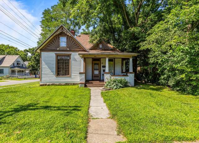 Property at 941 W State St, Springfield, MO 65806, 2 beds, 1 bath