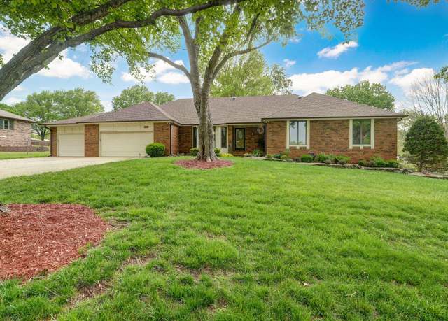Property at 5057 S Charleston Ave, Springfield, MO 65804, 4 beds, 3 baths
