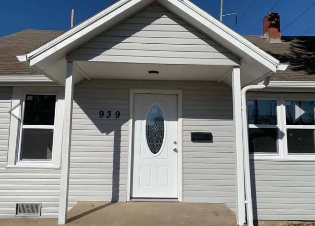 Property at 939 N Brown Ave, Springfield, MO 65802, 4 beds, 2 baths