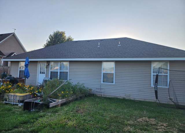 Property at 1211 Woodland, Monett, MO 65708, 3 beds, 2 baths