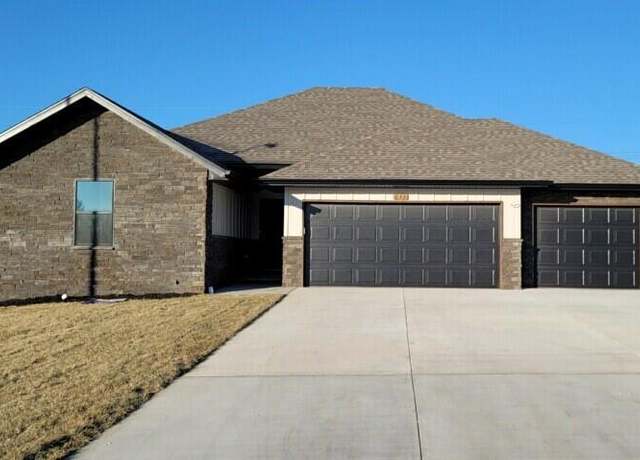 Property at 833 S Silverwood Ln, Nixa, MO 65714, 3 beds, 2 baths