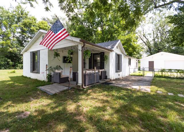 Property at 834 N Glenn Ave, Springfield, MO 65803, 3 beds, 2 baths