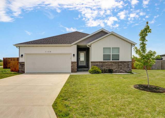 Property at 1158 W Holly St, Republic, MO 65738, 3 beds, 2 baths