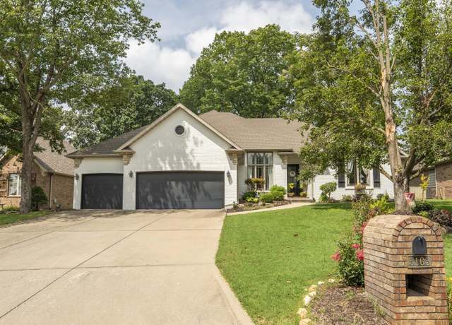 Property at 5165 S Nettleton Ave, Springfield, MO 65810, 4 beds, 2.5 baths