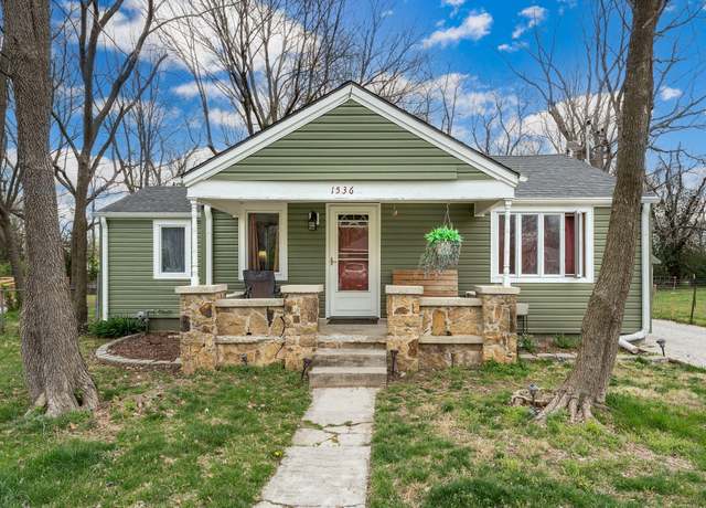 Property at 1536 N Hillcrest Ave, Springfield, MO 65802, 2 beds, 2 baths