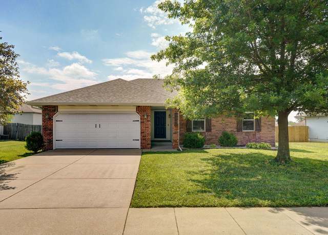 Property at 844 S Natalie Ave, Springfield, MO 65802, 3 beds, 2 baths