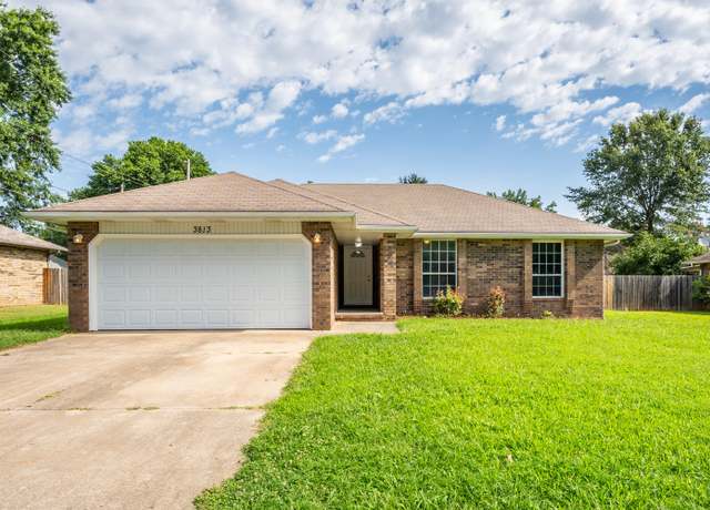 Property at 3813 W Harrison St, Springfield, MO 65802, 3 beds, 2 baths