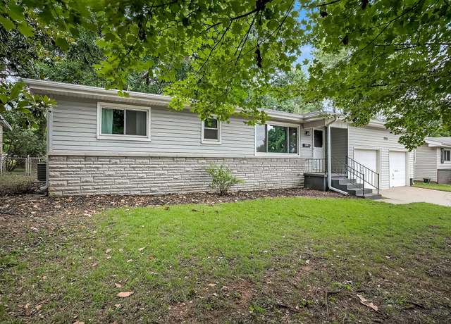 Property at 1855 S Newton Ave, Springfield, MO 65807, 3 beds, 1.5 baths