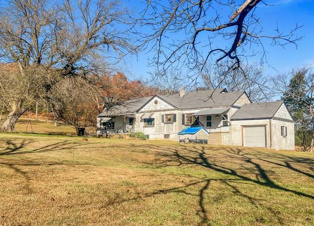Property at 10208 N Farm Rd 173, Springfield, MO 65803, 3 beds, 1.5 baths