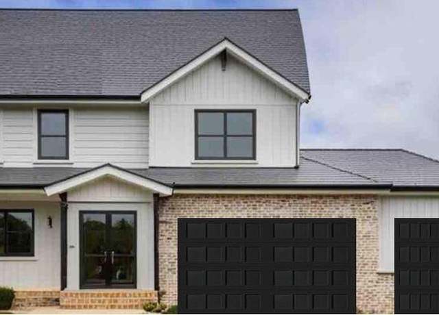 Property at 6035 S Clay Ave, Springfield, MO 65810, 4 beds, 3 baths