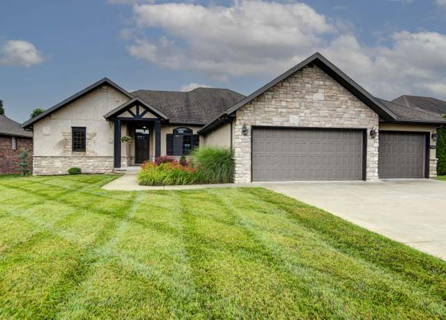 Property at 4604 E Kentbrook Dr, Springfield, MO 65802, 4 beds, 2 baths