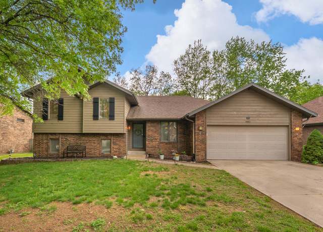 Property at 5483 S Parkhill Ave, Springfield, MO 65810, 4 beds, 3 baths