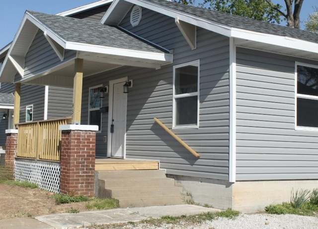 Property at 431 W Division St, Springfield, MO 65803, 2 beds, 1 bath
