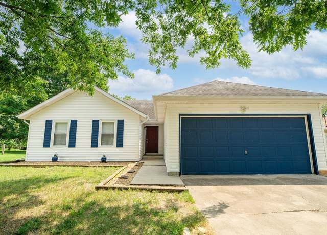 Property at 2812 W Cherokee St, Springfield, MO 65807, 3 beds, 2 baths