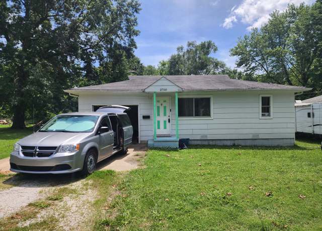 Property at 2750 W Walnut St, Springfield, MO 65802, 2 beds, 1 bath