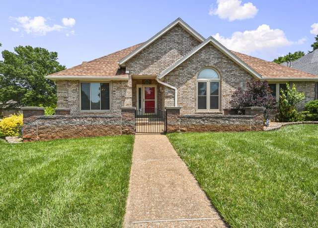 Property at 3361 W Birchwood Ct, Springfield, MO 65807, 3 beds, 2.5 baths