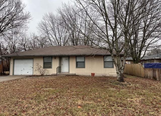 Property at 1738 N Oak Grove Ave, Springfield, MO 65803, 3 beds, 2 baths