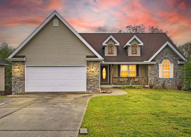 Property at 106 Willowbrooke, Branson, MO 65616, 4 beds, 3 baths