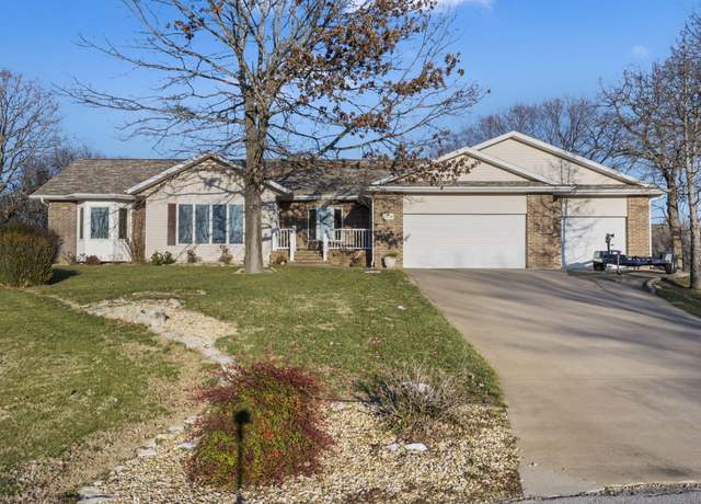 Property at 438 Grandview Hills Cir, Reeds Spring, MO 65737, 3 beds, 2.5 baths